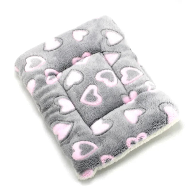 Thickened Pet Soft Fleece Pad Pet Blanket for small pet