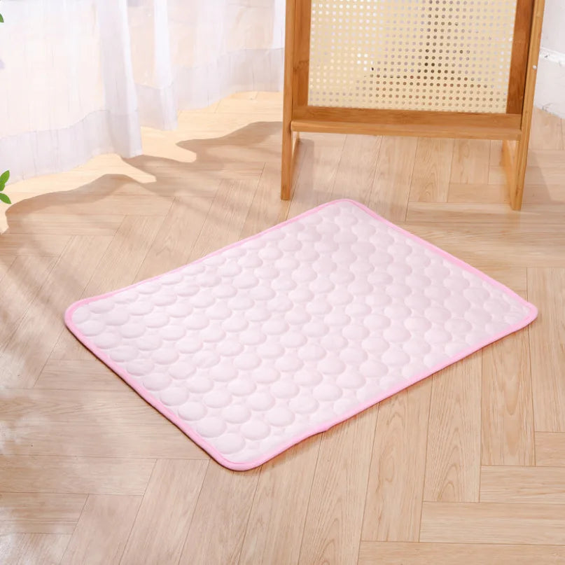 Pet Summer Cooling Mat Water Absorption Portable Cooling Gel Sleeping Pad Scratch-resistant Easy Clean