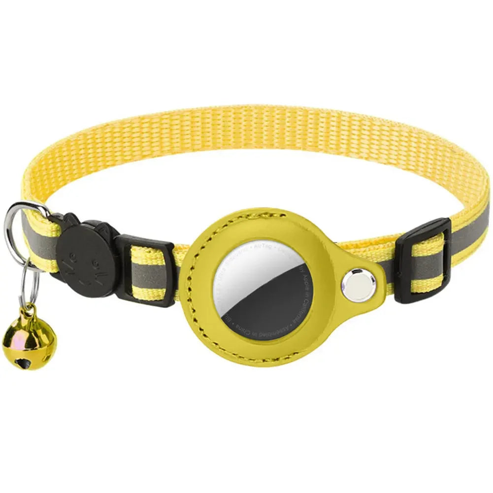 Reflective Cat Collar with Apple AirTag Holder Adjustable and Stylish